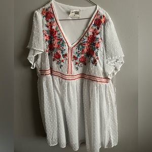 Savannah Lane White Fiesta Dress. Only worn one time!!!